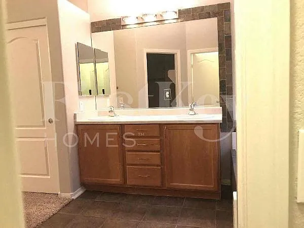 10828 Avenzano St — Photo 19