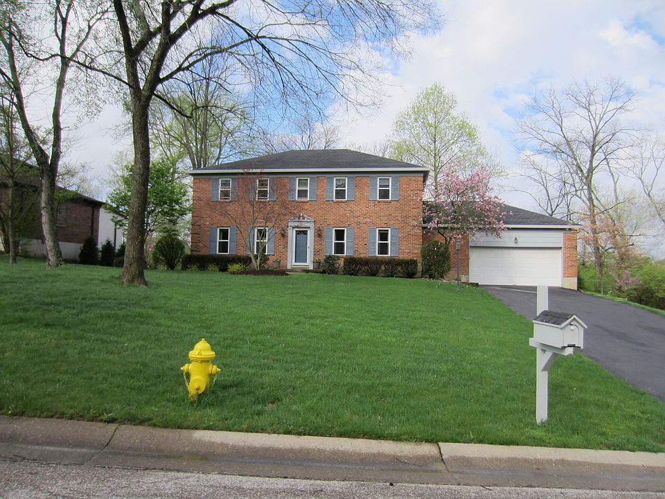 Brick home on cul de sac