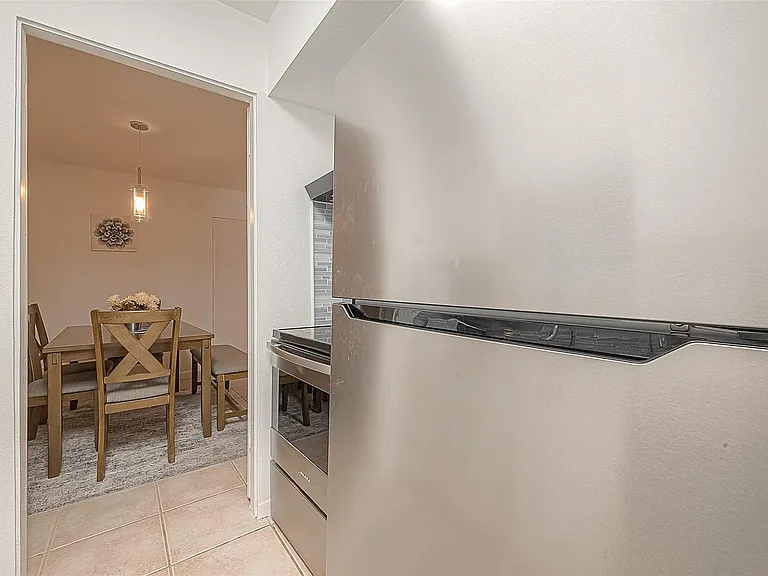 2201 Fountain View Dr #9 — Photo 20
