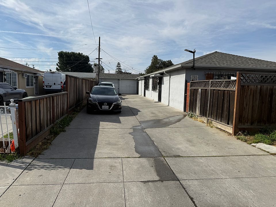 1st image of 721 Bonita Ave