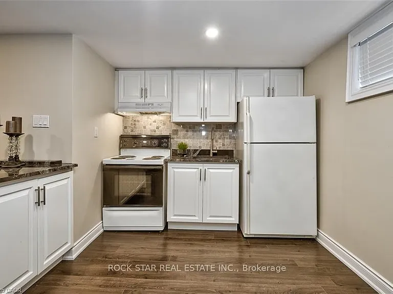 126 W 26th St #LOWER — Photo 5