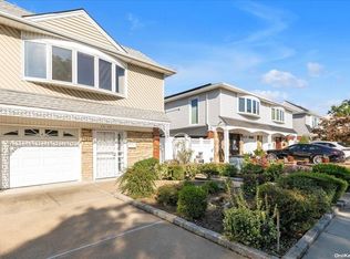 1638 157th St, Flushing, NY 11357