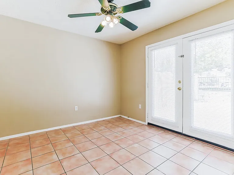 549 N Granite St — Photo 16