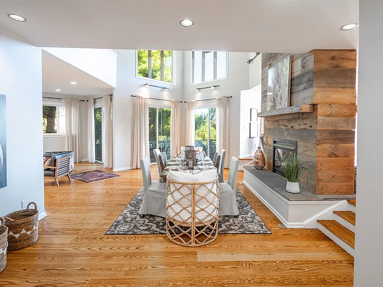 20 Shore Rd — Photo 15