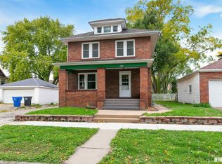 1809 9th St, Moline, IL 61265