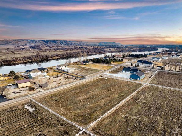 River Front Dr, Marsing, ID 83639