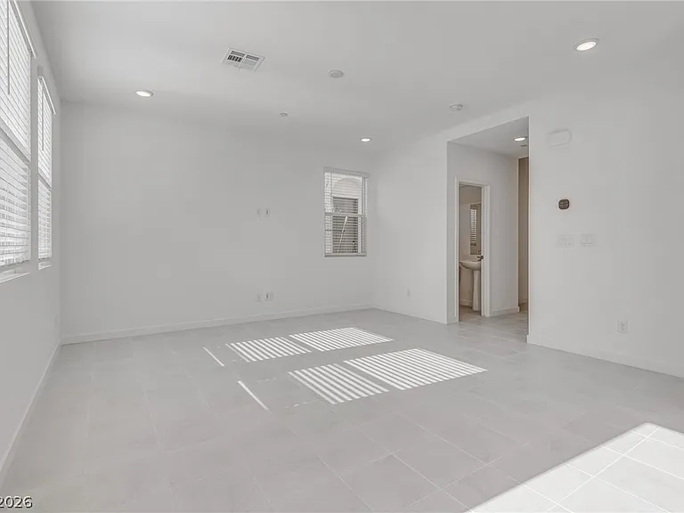 10728 Rhinehill Ave #0 — Photo 4