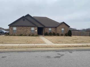 927 Harper Cv, Pea Ridge, AR 72751