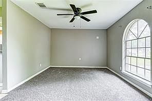 5th image of 9907 Kell Dr