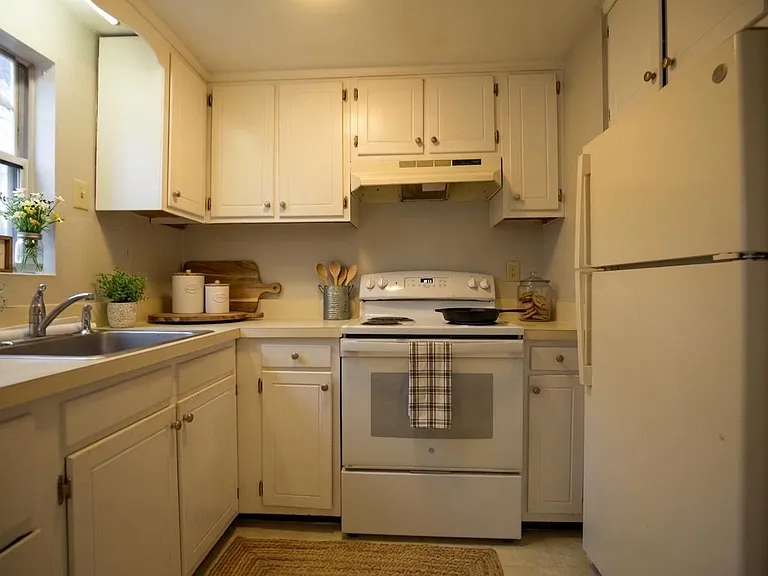 41 Abbott Rd #41 — Photo 3