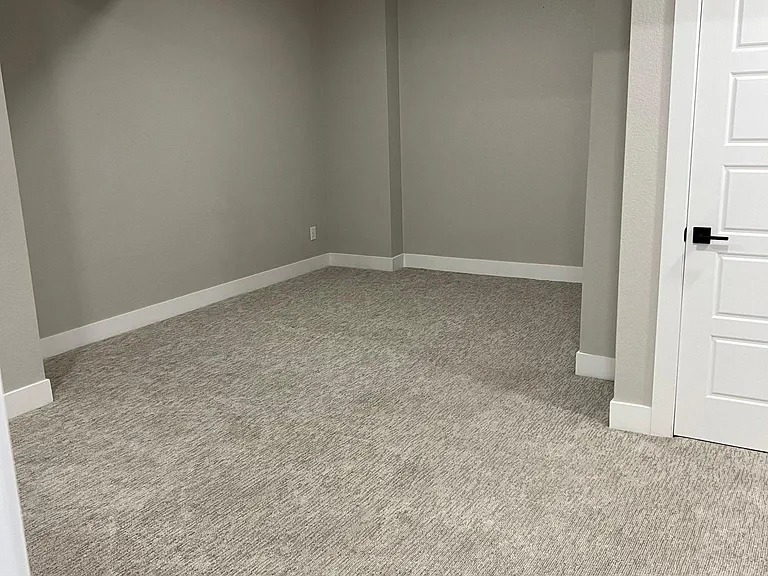 5268 Eliot St — Photo 27