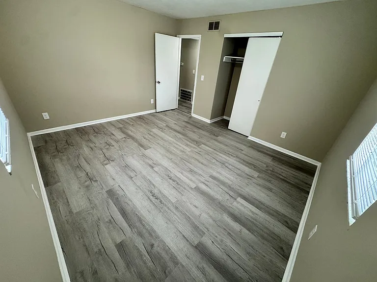 2320 N. 4th Street — Photo 17