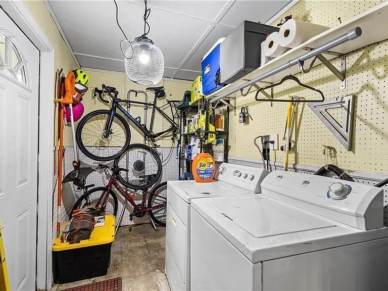 2859 Concord Dr — Photo 24