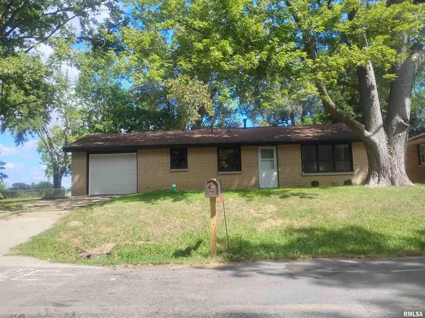 315 Smith St, Creve Coeur, IL 61610