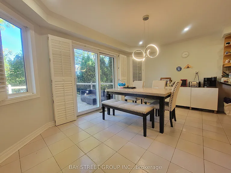 98 Brookeview Dr — Photo 16