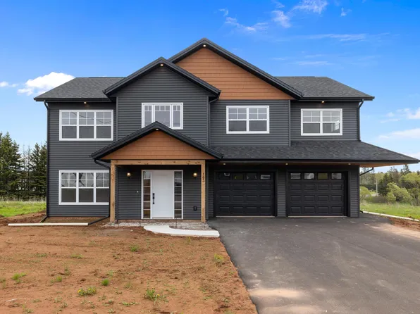 103 Stanmol Dr, Charlottetown, PE C1E 3W3