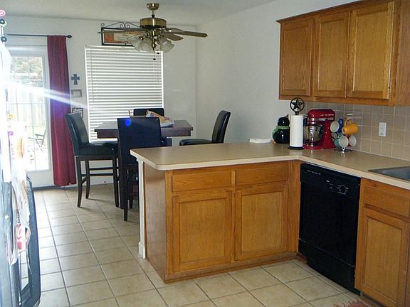 5th image of 16215 Kelley Green Ct