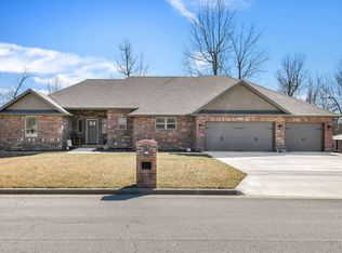 3120 W Smith St, Springfield, MO 65803