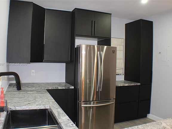 2nd image of 6731 Cypress Rd APT 205