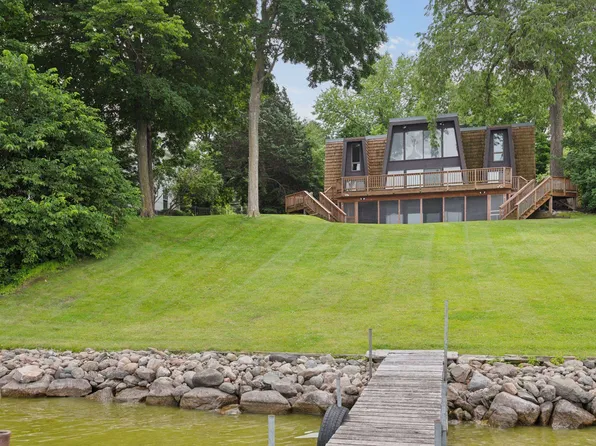 3150 Northview Rd, Wayzata, MN 55391
