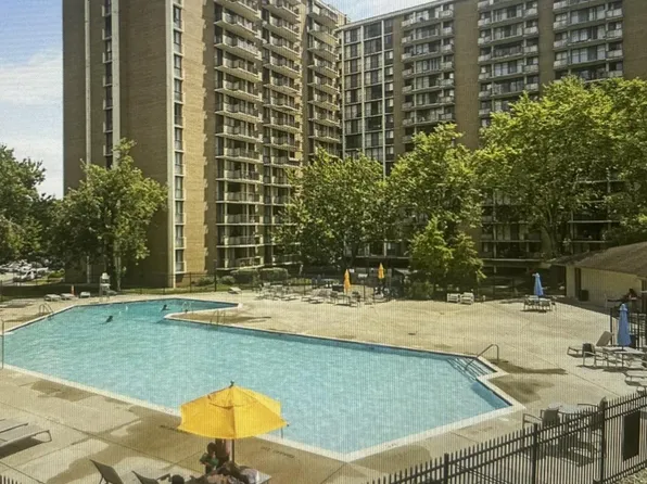 6100 Westchester Park Dr APT 605, College Park, MD 20740