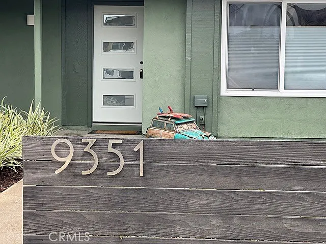 3 bed, 1110 sqft, $4,850 — Photo 1
