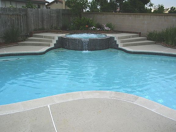 Sparkling Custom Pool with Spa