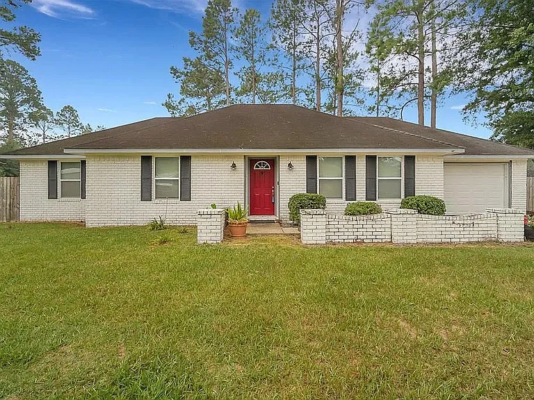 903 Teal Ct — Photo 1