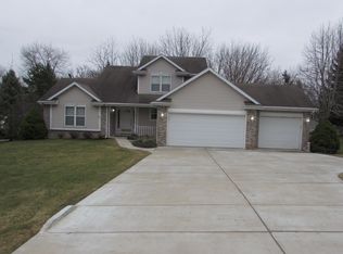 4753 Fairway Dr, Waterford, WI 53185