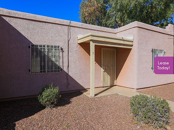 2nd image of 2847 N 46th Ave APT 7