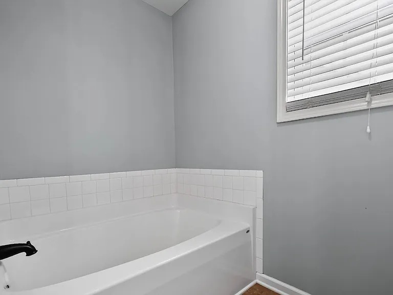 1004 Dwight Eisenhower Way — Photo 12