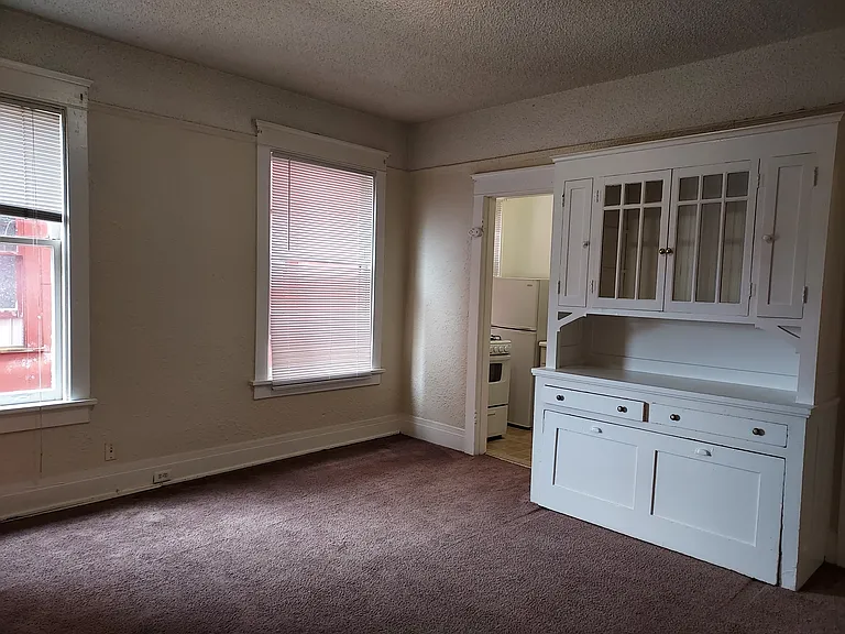 Bayview — Photo 10