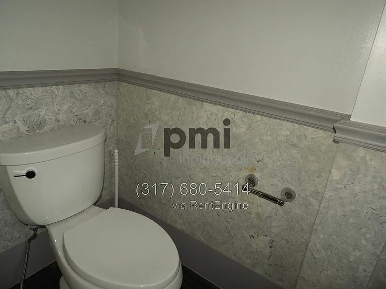 1214 S Washington St #B — Photo 5