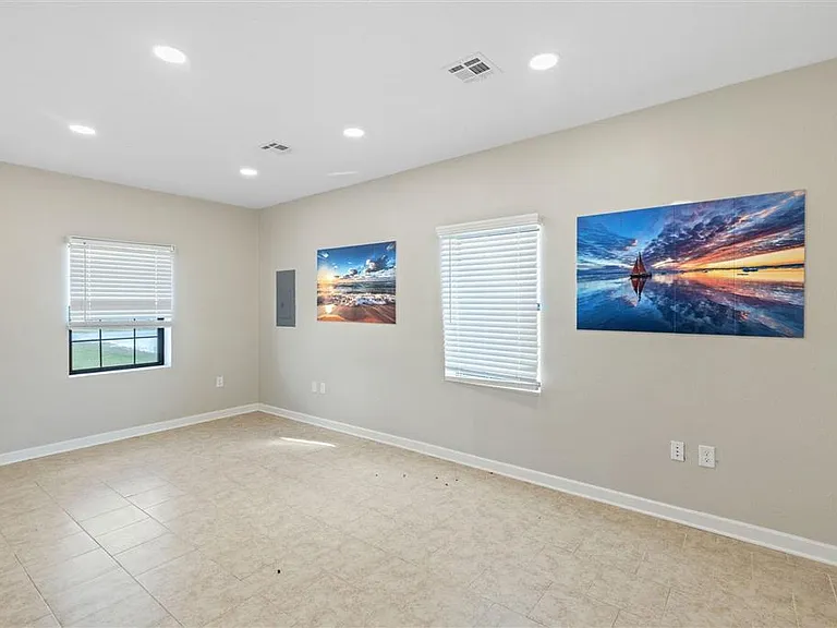 299 Rita Dr — Photo 9