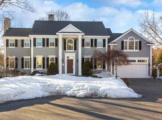 26 Strawberry Hill Ln, Reading, MA 01867