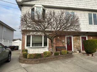 28 Nadal Pl FLOOR 2, Staten Island, NY 10314