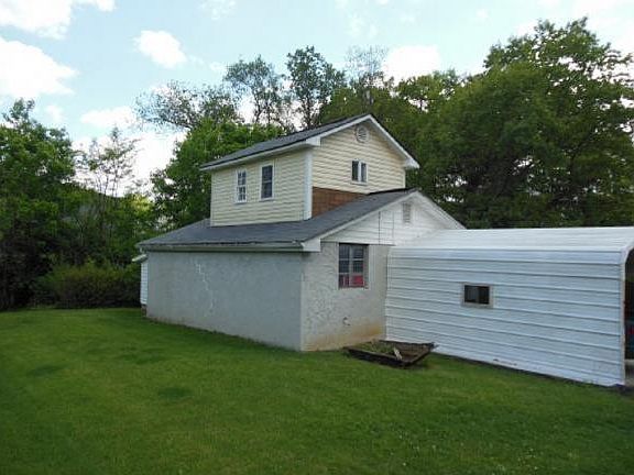 4th image of 1027 Oakland Dr
