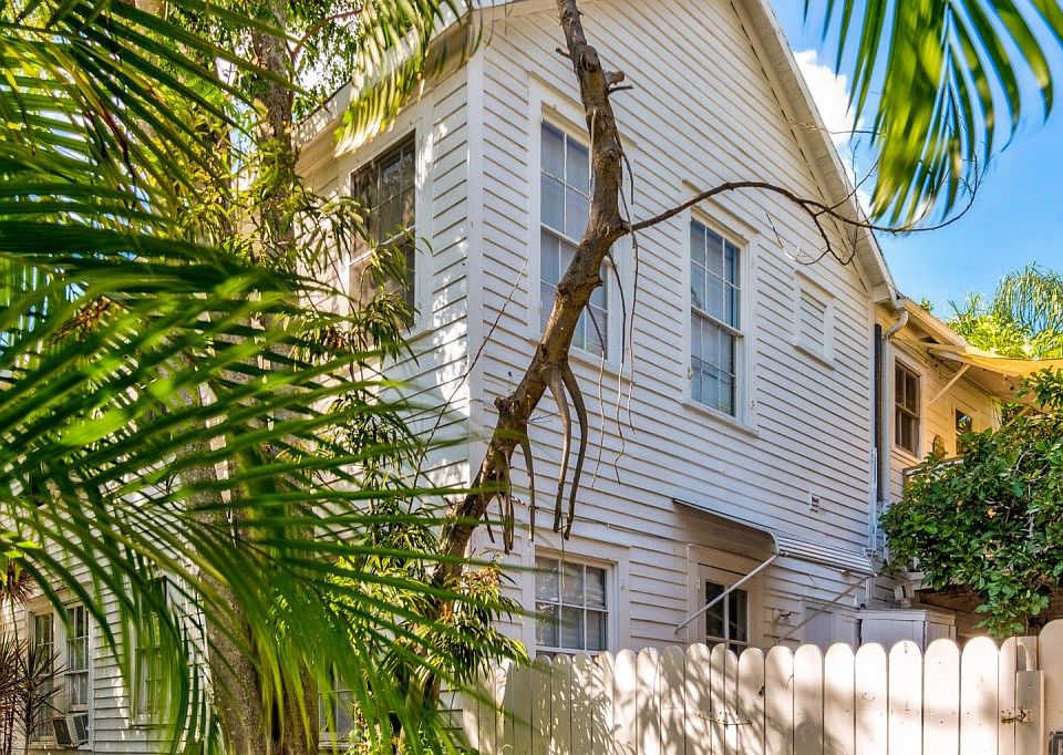 2nd image of 507 Frances St Key West