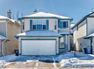 15 N Citadel Meadow Grv NW, Calgary, AB T3G 4K6