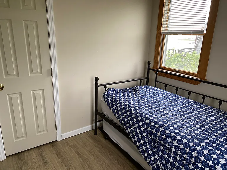 Bedroom 4 with Day Bed and Trundle Showing