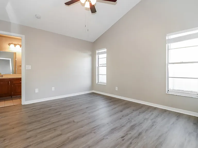 5303 Macbeth Ct — Photo 10