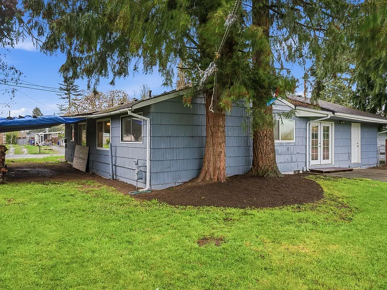 11851 SE 170th Pl #RENTON1 — Photo 8