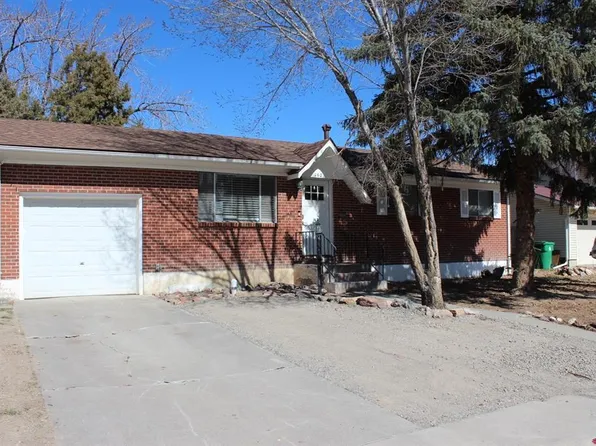 107 Spruce Drive, Montrose, CO 81401