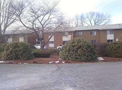 2nd image of 55 David Ter APT 31