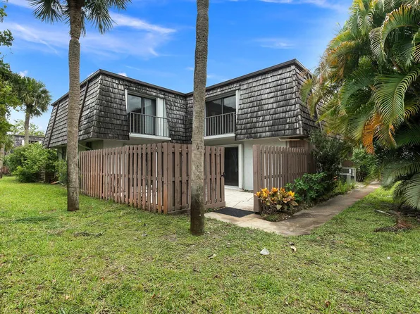 762 NW 10th Terrace, Stuart, FL 34994