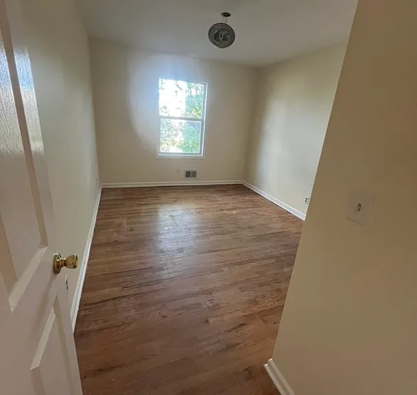 216 12th Ave #1 — Photo 11