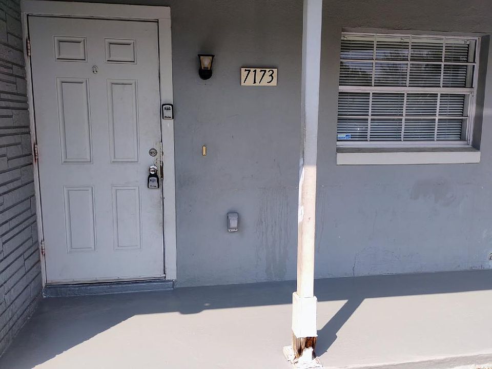 1st image of 7173 Balboa Dr