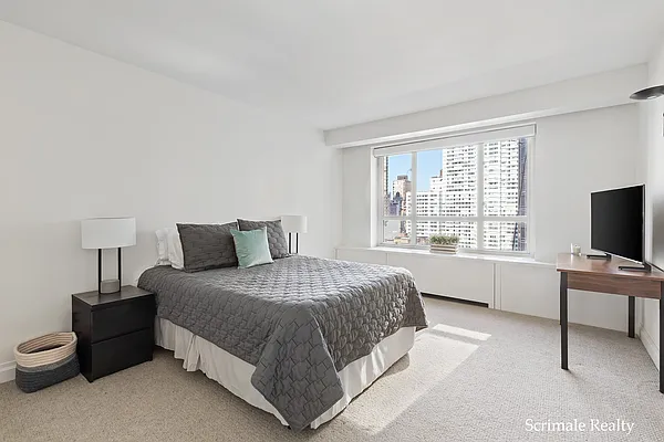 Rented by (Legacy) Shelli Scrimale, LREB | media 6