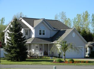 4685 Meadowbrook Dr, Erie, PA 16510