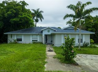 130 Price St, Naples, FL 34113